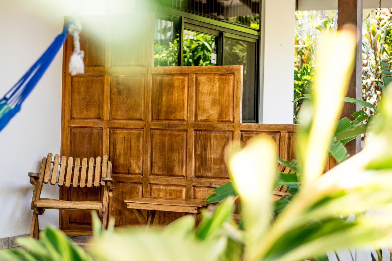Hotel Colinas Del Sol Атенас Екстериор снимка