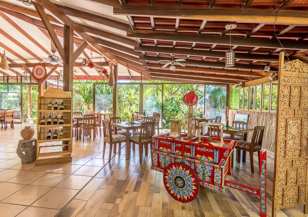 Hotel Colinas Del Sol Атенас Екстериор снимка