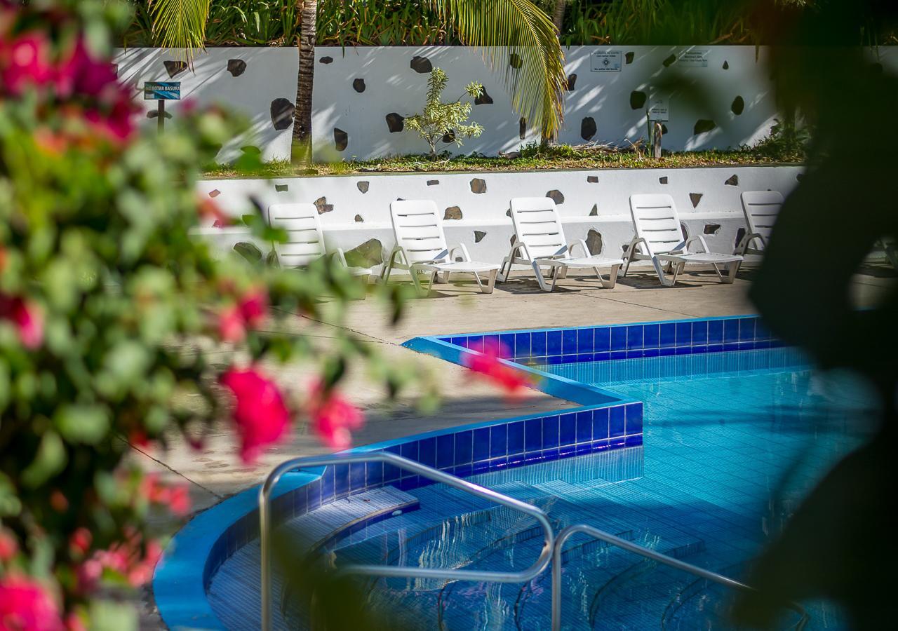 Hotel Colinas Del Sol Атенас Екстериор снимка